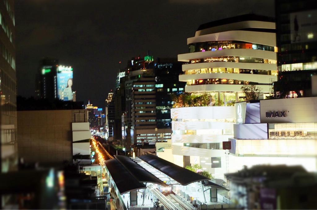 V Residence Bangkok Exterior foto